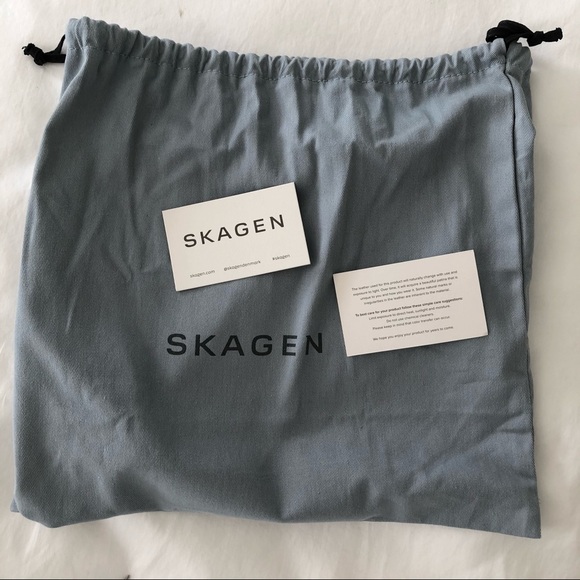 {skagen} lobelle leather saddle bag - Picture 8 of 9